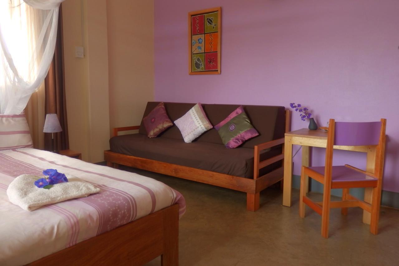 Dutchess Hotel And Restaurant Fort Portal ภายนอก รูปภาพ